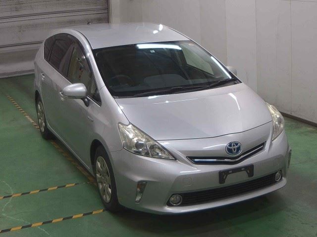 423 TOYOTA PRIUS ALPHA ZVW41W 2012 г. (JU Niigata)